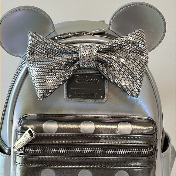 NEW Loungefly Disney 100 Minnie Mouse Platinum mini backpack and wallet set - Picture 9 of 16